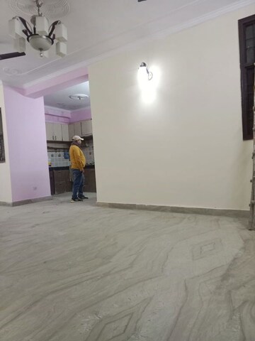 Room in 2 BHK Builder Floor at Neb Sarai – for Rent