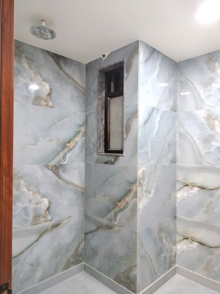Bathroom, sector 12 dwarka 4 Bedroom 2100 Sq.Ft. Apartment In Sector 12 Dwarka Delhi 9918058
