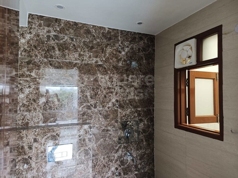 Attached Bathroom, safdarjung enclave 2 Bedroom 1815 Sq.Ft. Builder Floor In Safdarjung Enclave Delhi 9918091