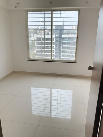 Bedroom in 2 BHK Apartment at Kohinoor Reina, Kondhwa – for Rent