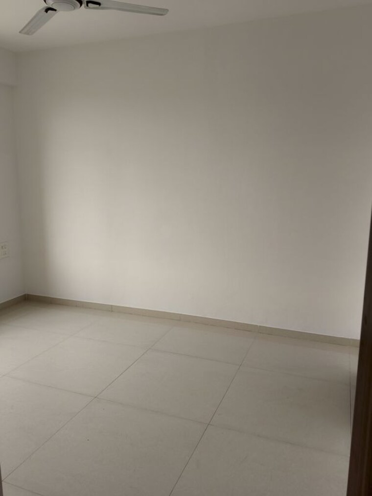 Master Bedroom, kohinoor-reina 2 Bedroom 1000 Sq.Ft. Apartment In Kondhwa Pune 9918125