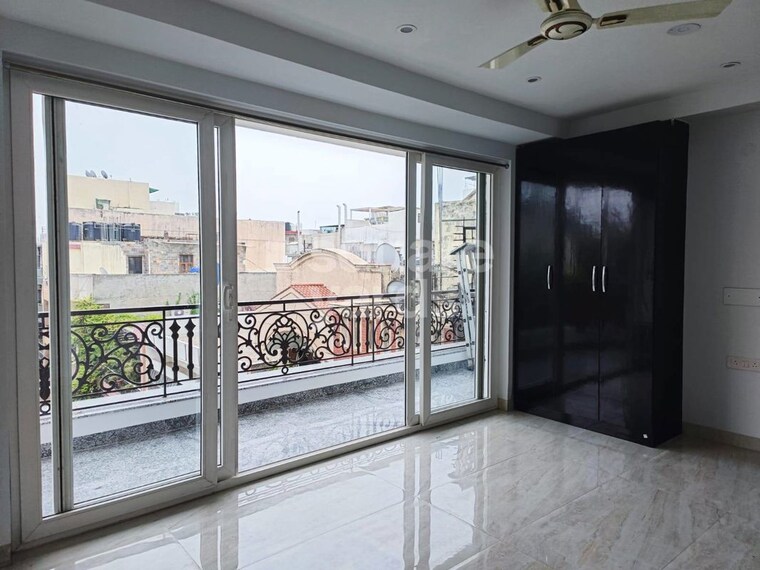 Room, safdarjung enclave 2 Bedroom 1870 Sq.Ft. Builder Floor In Safdarjung Enclave Delhi 9918095
