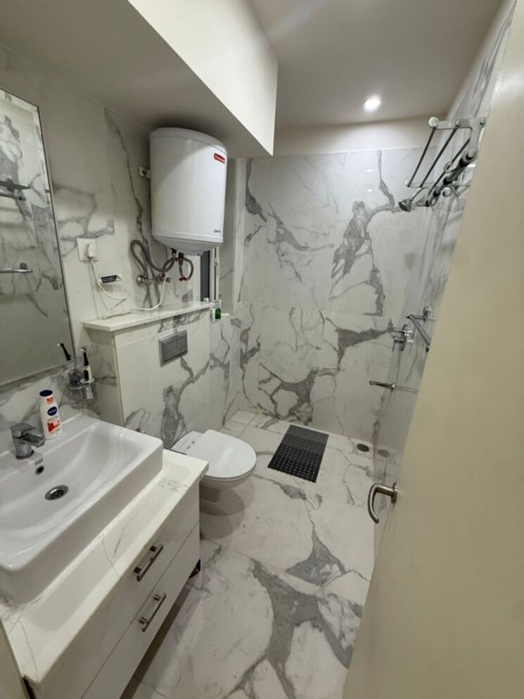 Bathroom, tata-la-vida 2 Bedroom 1330 Sq.Ft. Apartment In Bajghera Gurgaon 9918145