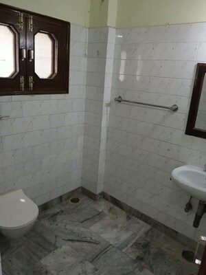 Bathroom in 2 BHK Builder Floor at Sector 36 – for Rent