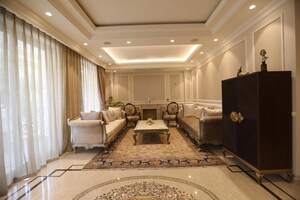 Parking in 6+ BHK Villa at RBC II, Sushant Lok I – for Sale