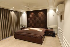 6+ BHK + Pooja Room,Study Room,Extra Room Villa For Sale in DLF City Phase IV