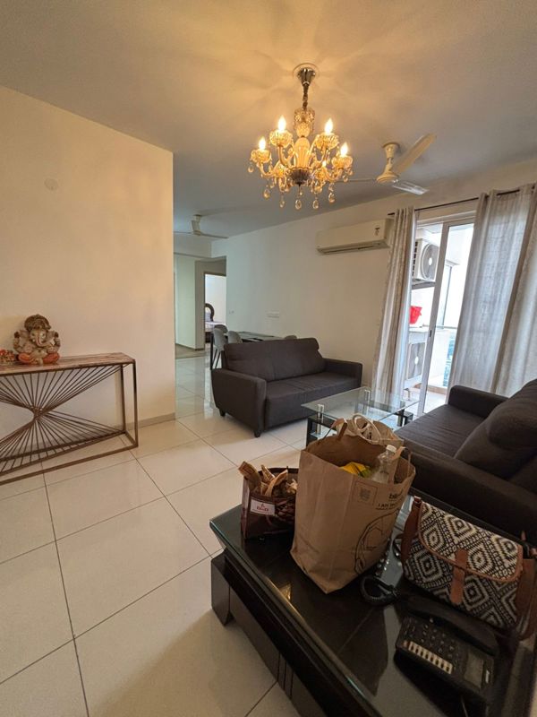 3.5 BHK + Servant Room,Extra Room 1758 Sq.Ft. Apartment in Experion The Heart Song