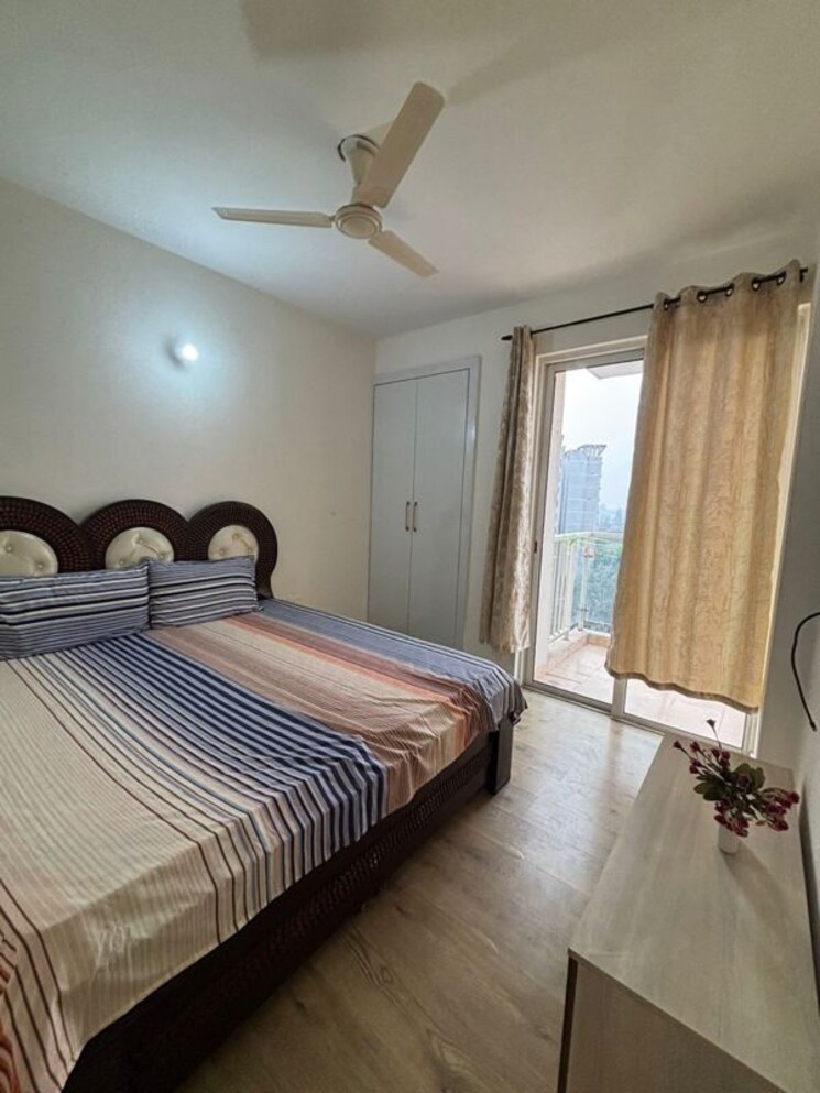 Bedroom, experion-the-heart-song 3.5 Bedroom 1758 Sq.Ft. Apartment In Sector 108 Gurgaon 9918241