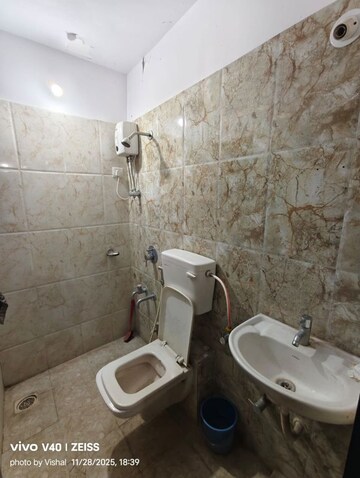 Bathroom in 1 BHK Apartment at Raunak Heights, Ghodbunder Road – for Rent