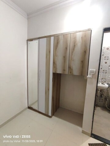 Room in 1 BHK Apartment at Raunak Heights, Ghodbunder Road – for Rent