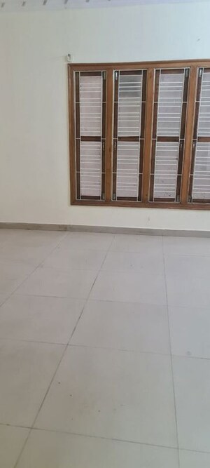 Room in 6+ BHK Independent House at Nagavara – for Rent