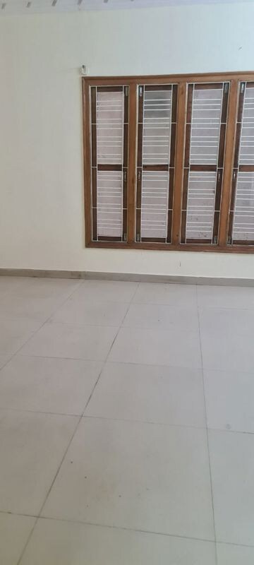 Room in 6+ BHK Independent House at Nagavara – for Rent