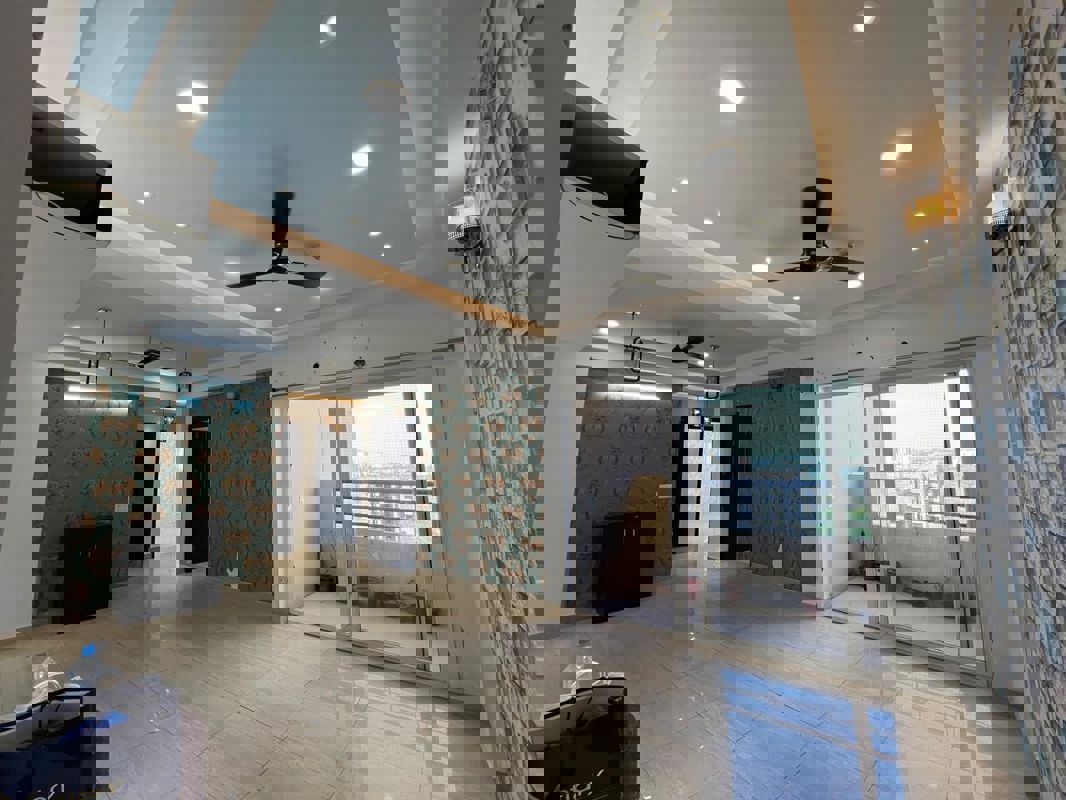 4 BHK + Pooja Room,Servant Room Apartment For Rent in Parx Laureate