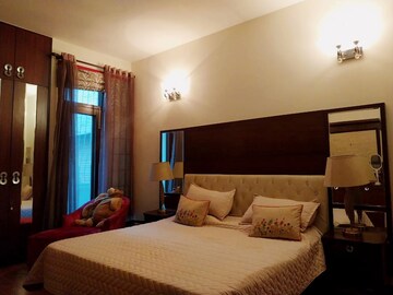 Bedroom in 3 BHK Builder Floor at Kalkaji – for Rent