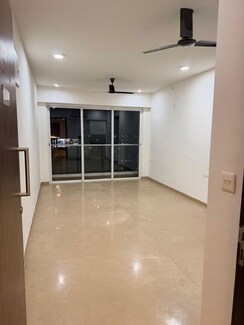 2 BHK Apartment For Sale in Kalpataru Immensa