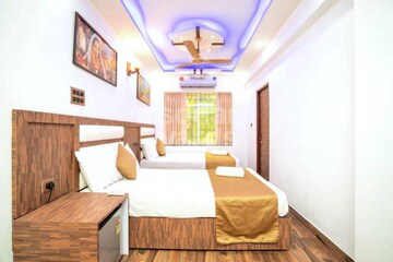 Bedroom in 1.5 BHK Builder Floor at Btm Layout 1 – for Rent