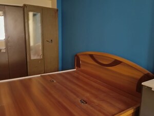 Furnished Amenities in 2 BHK Apartment at Vastu Tower, Malad West – for Rent