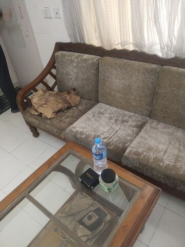 Furnished Amenities in 1 BHK Apartment at Auric City Homes, Sector 82 – for Rent