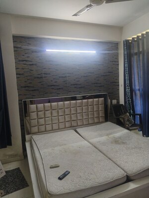 Room in 1 BHK Apartment at Auric City Homes, Sector 82 – for Rent