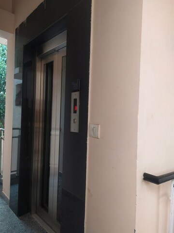 Master Bedroom in 2 BHK Builder Floor at Kalkaji – for Rent