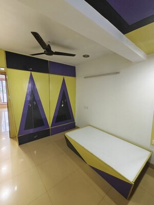 Bedroom in 2 BHK Apartment at Bandra West – for Rent