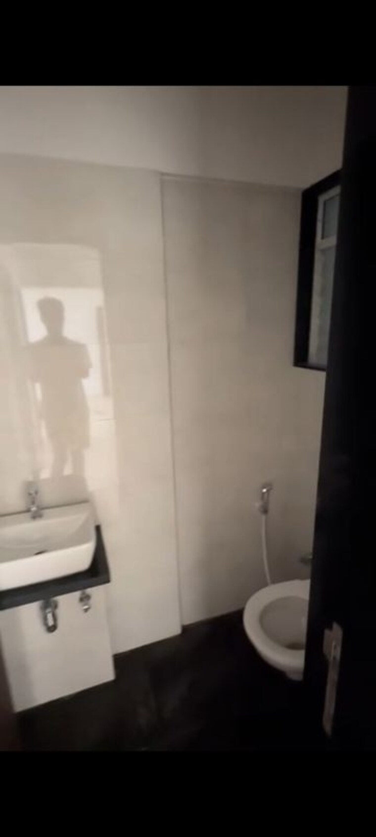 Bathroom, dem-phoenix 1 Bedroom 500 Sq.Ft. Apartment In Malad East Mumbai 9918396