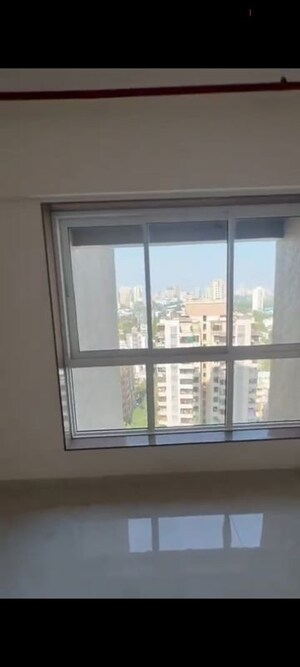 1 BHK Apartment For Rent in Mahaveer Solitaire Edge, Kandivali East