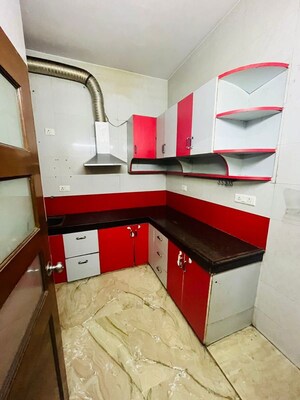 Kitchen in 2 BHK Builder Floor at Sector 38 – for Rent