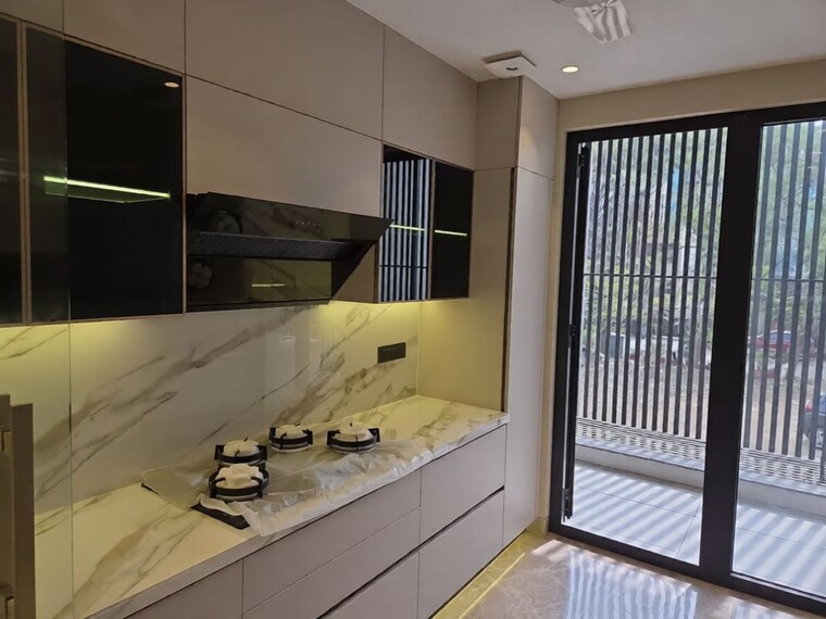 Kitchen, dlf cyber city 4 Bedroom 300 Sq.Yd. Builder Floor In Dlf Cyber City Gurgaon 9889223