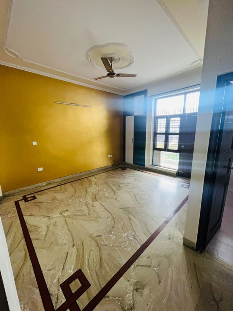 Bedroom, sector 52 2 Bedroom 1369 Sq.Ft. Builder Floor In Sector 52 Gurgaon 9918469