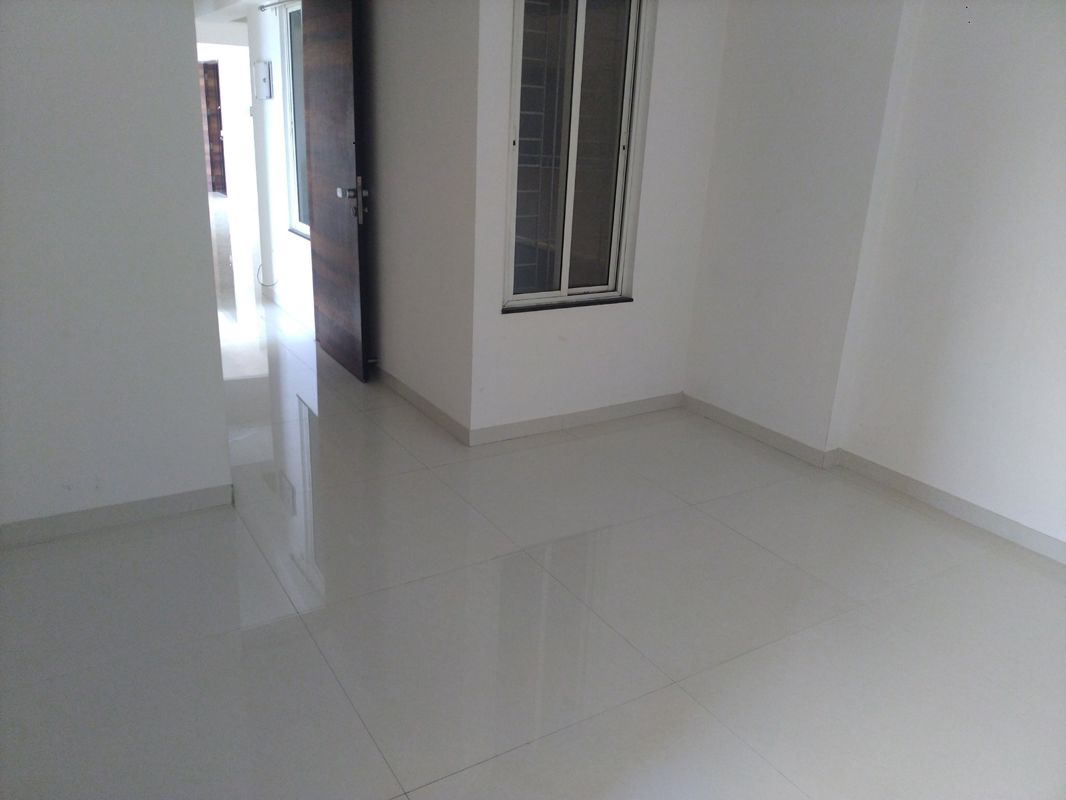 2 BHK Apartment For Rent in Vertical Oriana