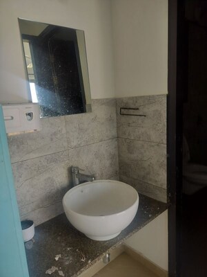 Bathroom in 1.5 BHK Apartment at Amanora Future Towers, Hadapsar – for Sale
