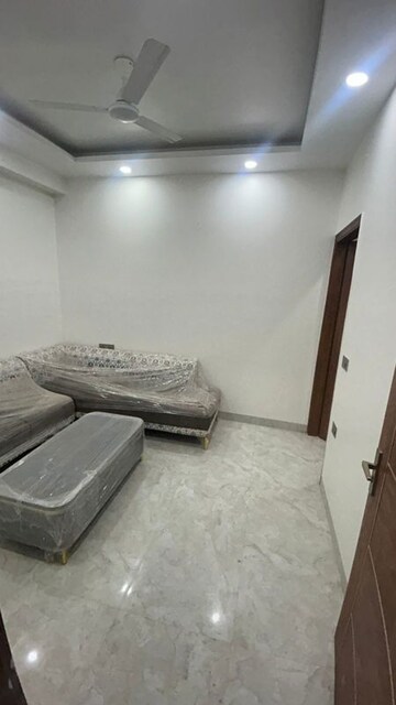 Bedroom in 1 BHK Builder Floor at Sector 51 – for Rent