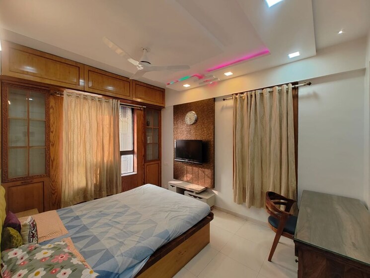 Bedroom, lunkad-goldcoast 3 Bedroom 1600 Sq.Ft. Apartment In Viman Nagar Pune 9918505