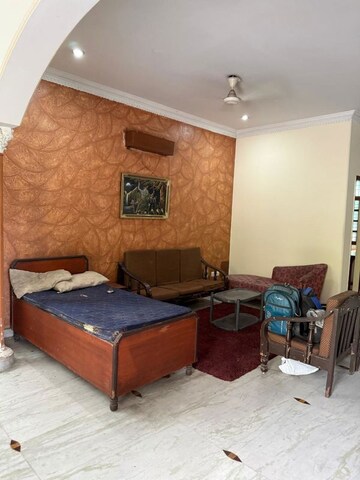 Bedroom in 4 BHK Independent House at Sector 51 – for Rent