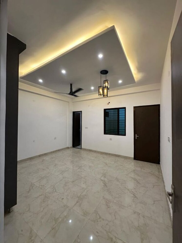 Room, ansal-avantika 4 Bedroom 240 Sq.Yd. Apartment In Shastri Nagar Ghaziabad 9918553