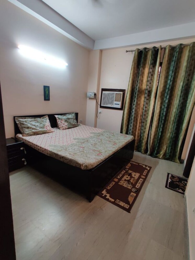 Bedroom, sector 46 3 Bedroom 2450 Sq.Ft. Builder Floor In Sector 46 Gurgaon 9918554