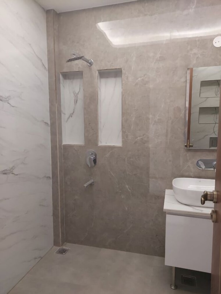 Bathroom, ireo-the-corridors 3 Bedroom 1852 Sq.Ft. Apartment In Sector 67a Gurgaon 9918557