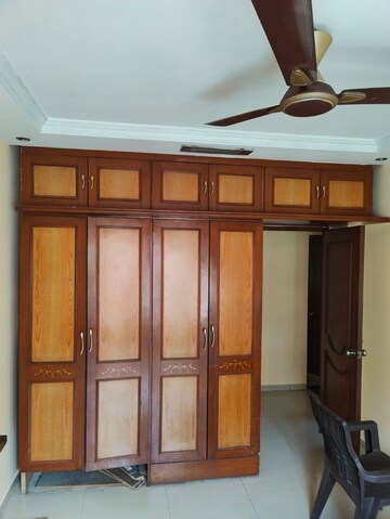 Furnished Amenities in 2 BHK Apartment at Bhoomi Rock Avenue, Kandivali West – for Rent