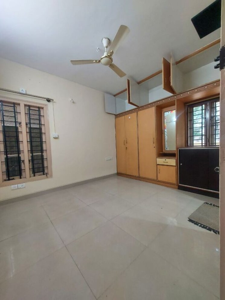 Room, btm layout stage 2 2 Bedroom 1250 Sq.Ft. Builder Floor In Btm Layout Stage 2 Bangalore 9918580