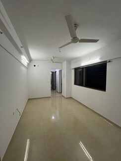 2 BHK Apartment For Sale in Lodha Downtown
