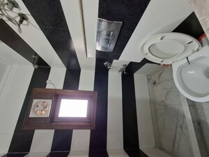 Master Bedroom in 4 BHK Builder Floor at Nehru Enclave – for Rent