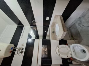 Master Bedroom in 4 BHK Builder Floor at Nehru Enclave – for Rent