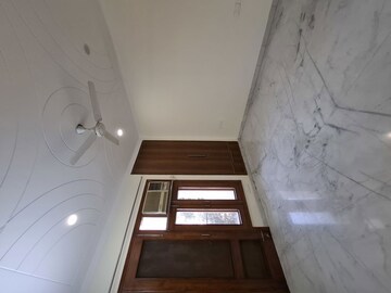 Building Lobby in 4 BHK Builder Floor at Nehru Enclave – for Rent