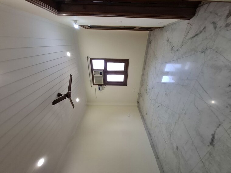 Room, nehru enclave 4 Bedroom 1800 Sq.Ft. Builder Floor In Nehru Enclave Delhi 9918592