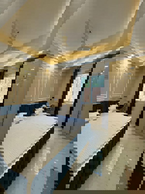 1 RkBuilder Floor For Rent in Sector 43