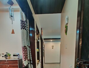 Furnished Amenities in 3 BHK Builder Floor at Sector 51 – for Rent