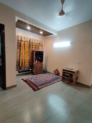 Living Room in 3 BHK Builder Floor at Sector 51 – for Rent