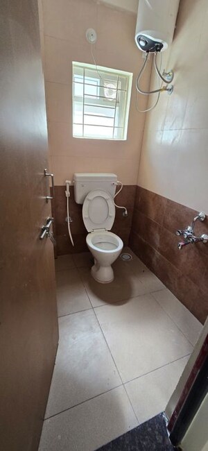 Bathroom in 1 BHK Apartment at Mahadevpura – for Rent