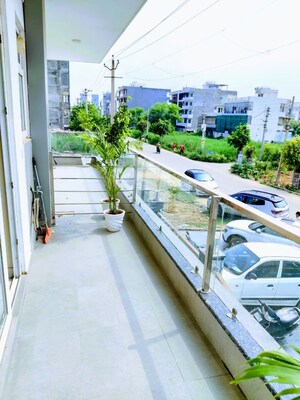 Balcony in 1 BHK Builder Floor at Sector 41 – for Rent